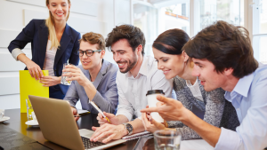 TALK Okullarında İşletme Kursu 2025: Geleceğin Liderleri için Mesleki Gelişim