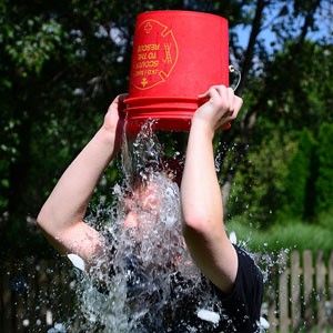 ice-bucket-challenge-ALS