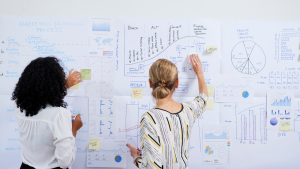 Summer Business Courses in the USA 2026: Digital Marketing & Presentation Skills